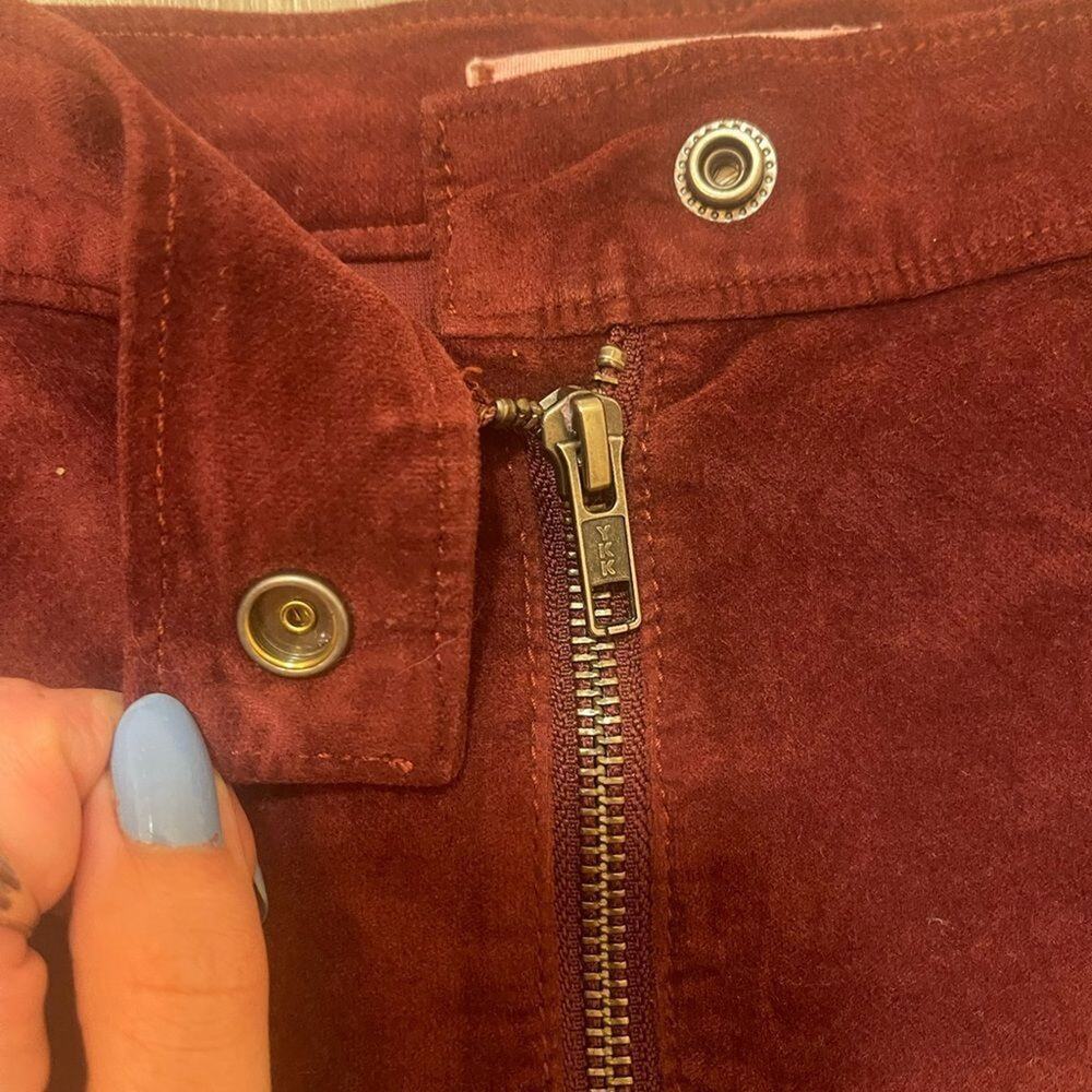 Madewell Merlot Studio Zip Skirt in Velvet Mini Skirt Size 0 - Picture 5 of 8